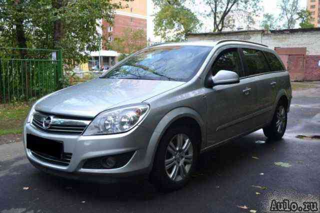 Opel Astra, 2011 