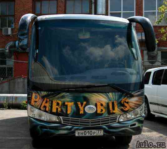 Party-bus лимузин-автобус 