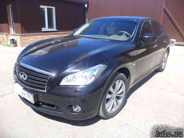 Infiniti M37, 2012 