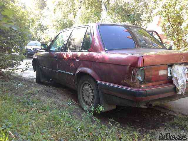 BMW 3, 1990 