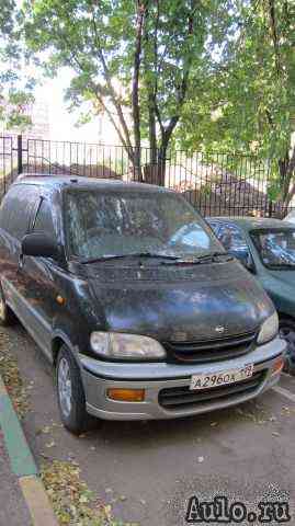 Nissan Serena, 1997