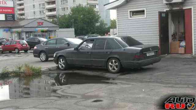 Mercedes-Benz W124, 1992 