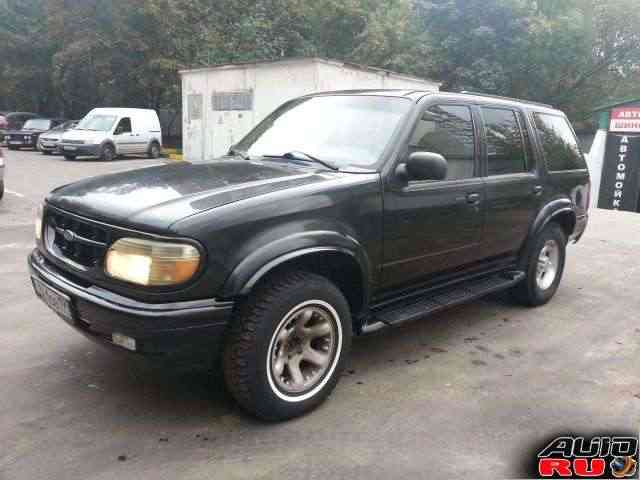 Ford Explorer, 2000 