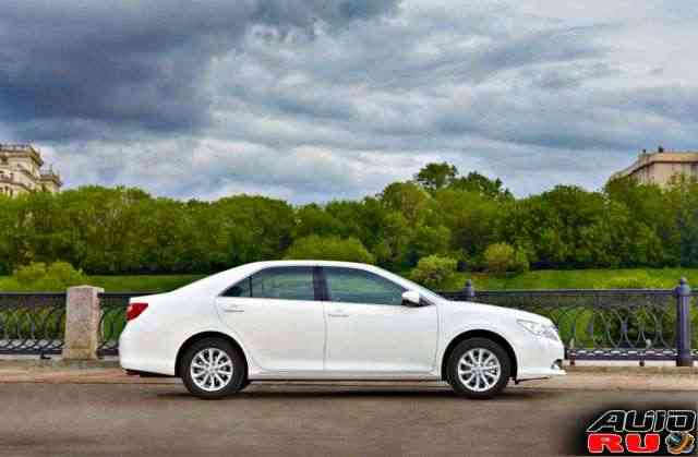 Toyota Camry, 2012 