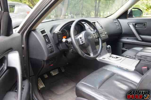 Infiniti FX45, 2005 