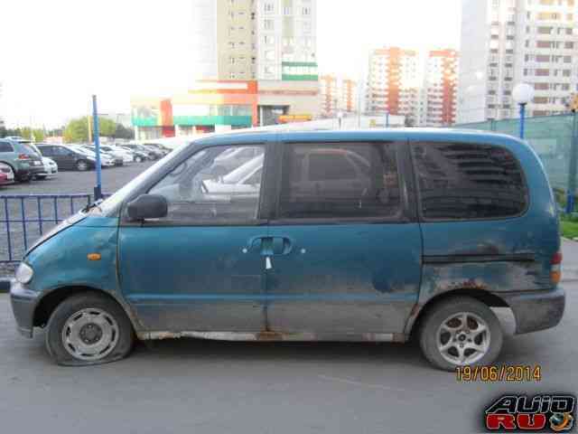 Nissan Serena, 1997