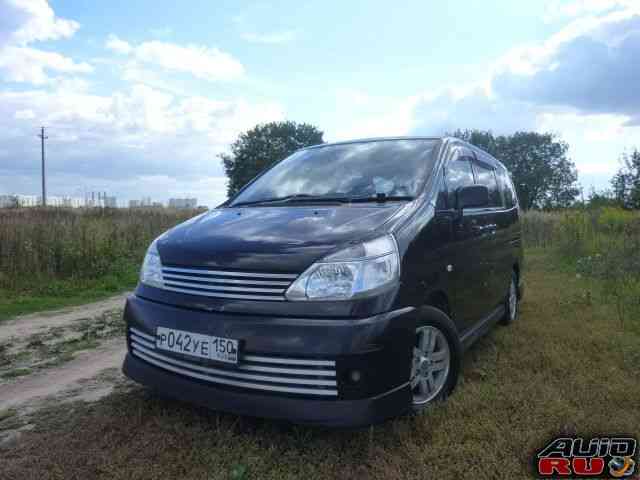 Nissan Serena, 2003 