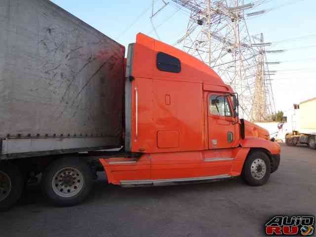 Тягач freightliner FLC 120 