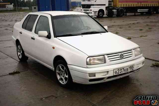 Volkswagen Vento, 1996 