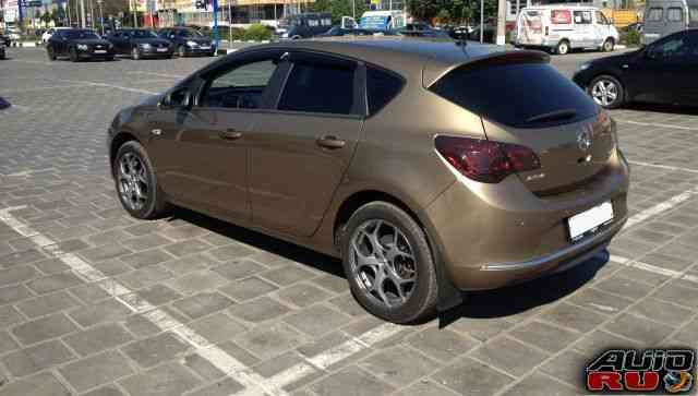 Opel Astra, 2013 