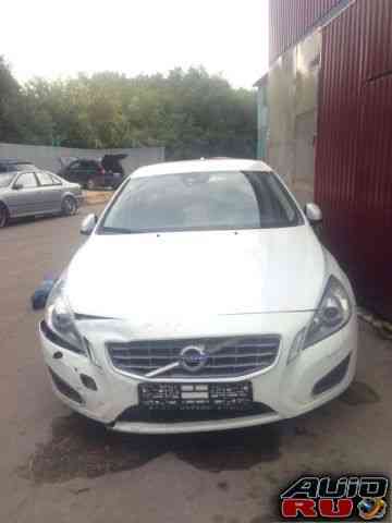Volvo S60, 2011 