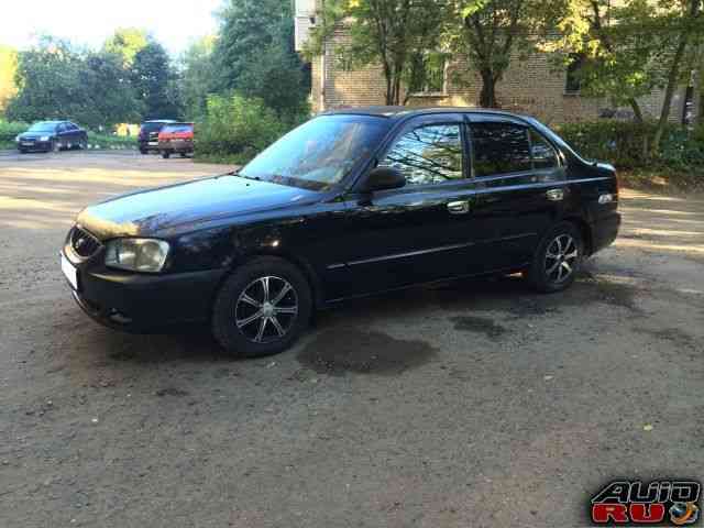 Hyundai Accent, 2000 