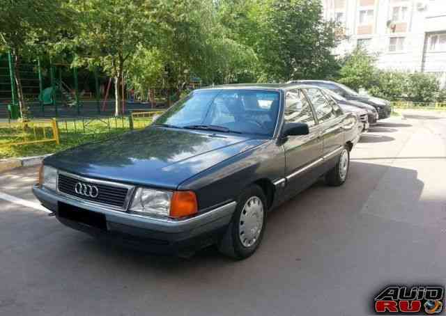 Audi 100, 1990 