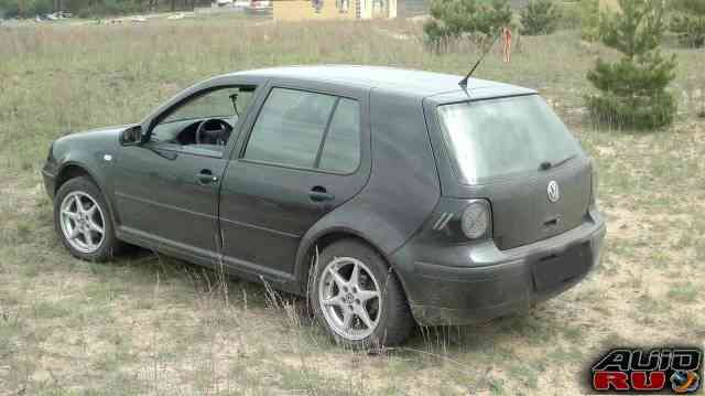 Volkswagen Golf, 2003 