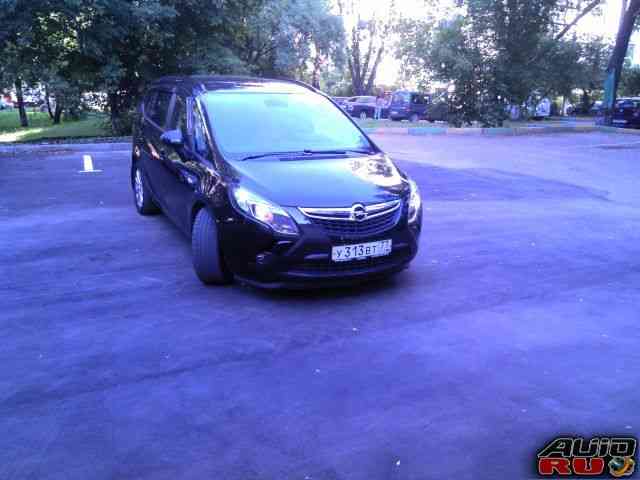 Opel Zafira, 2012 