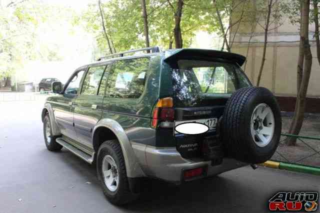 Mitsubishi Montero, 2002 