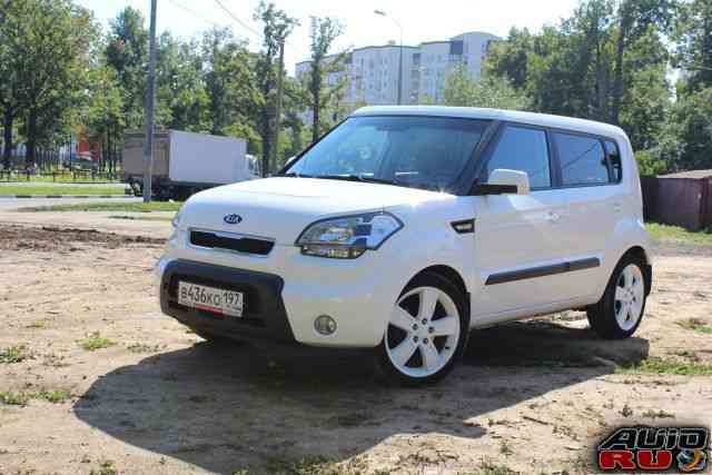KIA Soul, 2010 фото-1 KIA Soul, 2010 фото-1