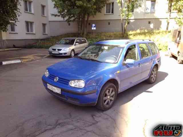 Volkswagen Golf, 2000 