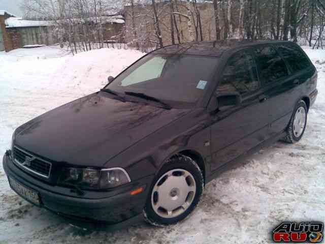 Volvo V40, 1998 