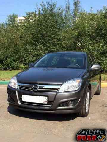 Opel Astra, 2011 