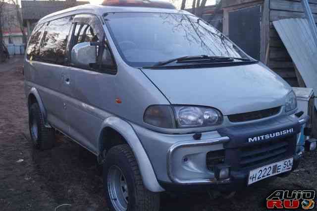 Mitsubishi Delica, 1996 