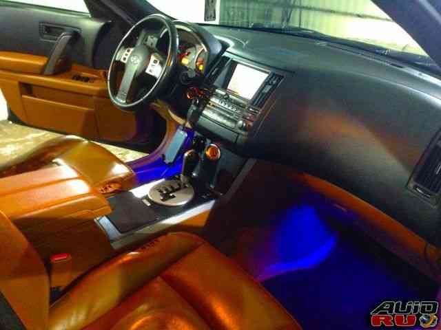 Infiniti FX45, 2004 
