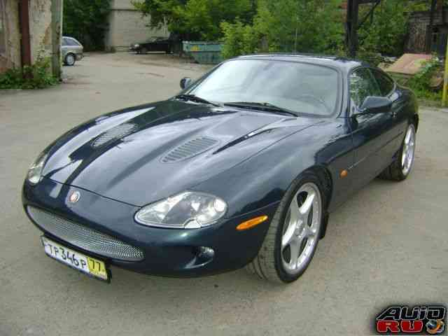 Jaguar XKR, 2001 