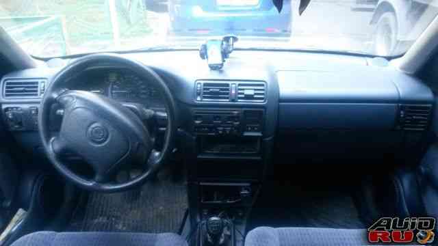 Opel Vectra, 1994 