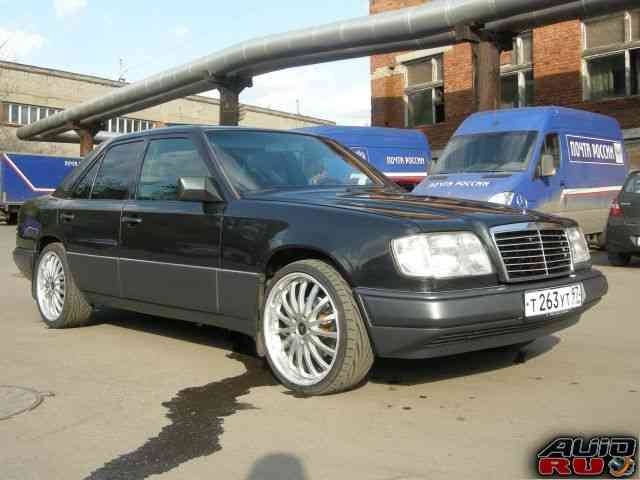 Mercedes-Benz W124, 1994 фото-1 Mercedes-Benz W124, 1994 фото-1