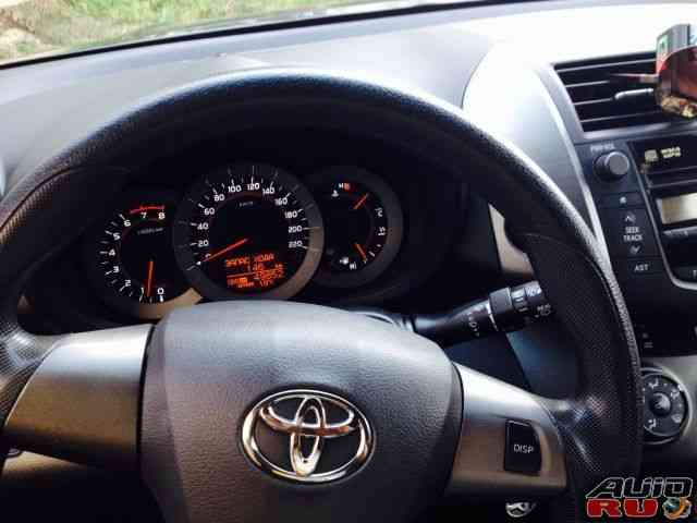 Toyota RAV4, 2011 