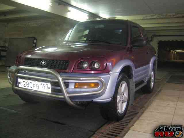 Toyota RAV4, 1997 