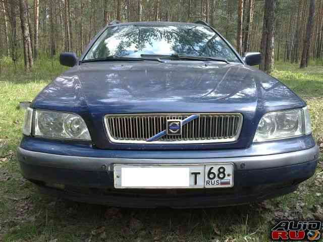 Volvo V40, 2000 
