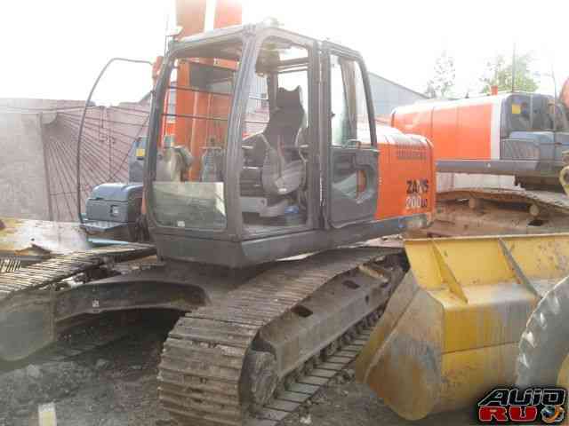 Экскаватор Hitachi ZX200-3 