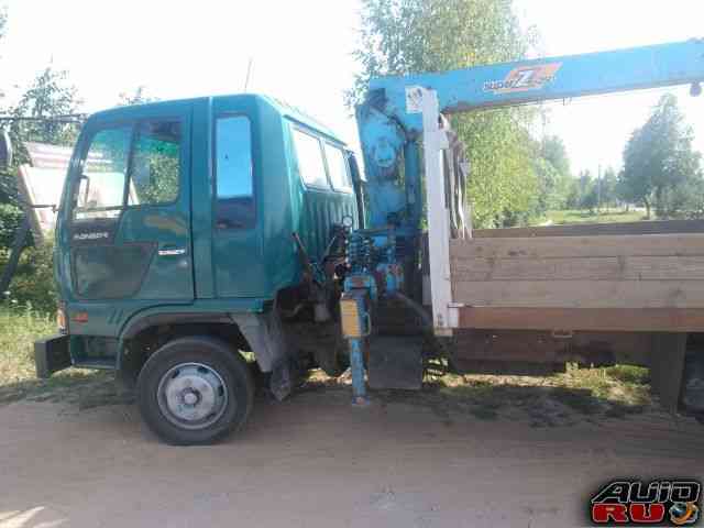 Hino ranger грузовой с манипулятором 