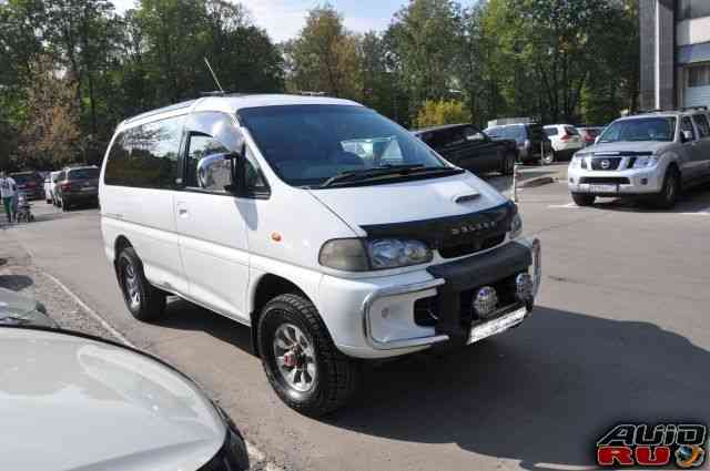 Mitsubishi Delica, 1997 