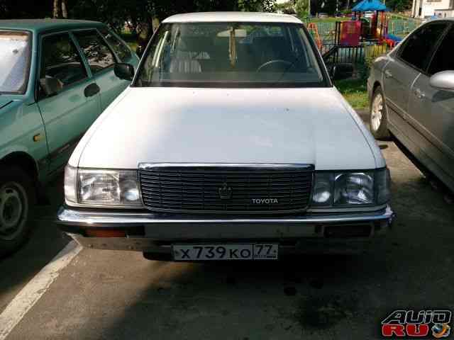 Toyota Crown, 1991 