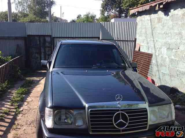 Мерседес W124, 1990 