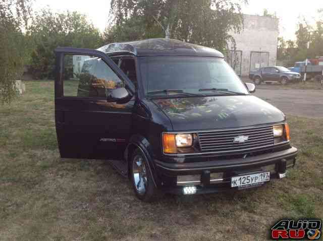 Chevrolet Astro, 1990 