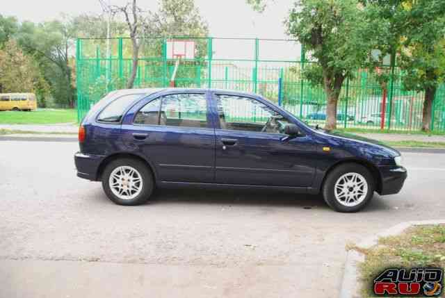 Nissan Almera, 1999 