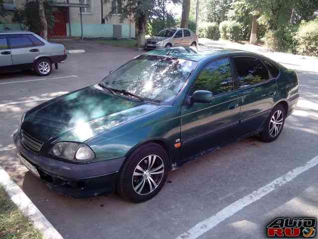 Toyota Avensis, 1998 