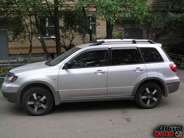 Mitsubishi Outlander, 2003 