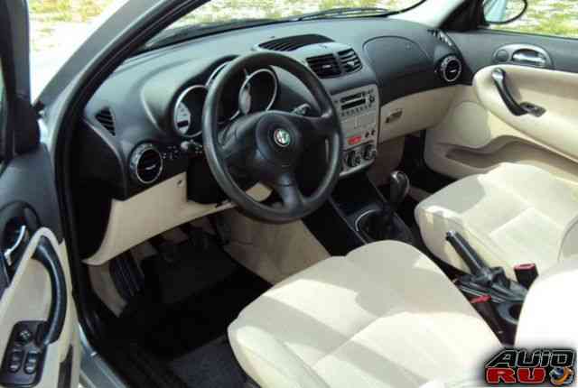 Alfa Romeo 147, 2001 