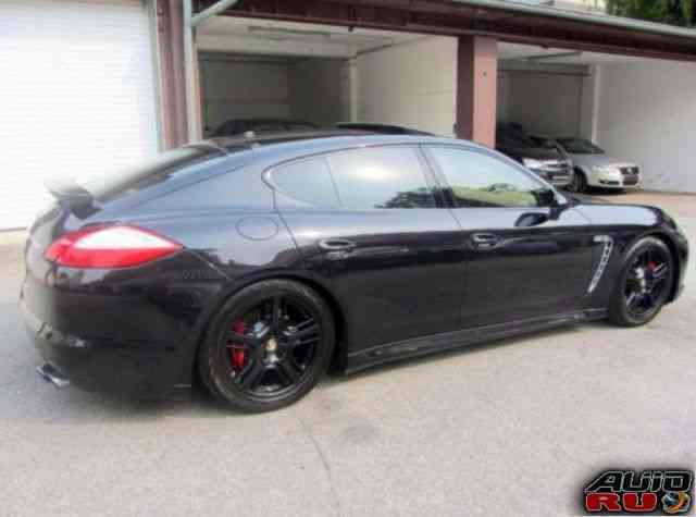 Porsche Panamera 4, 2010 