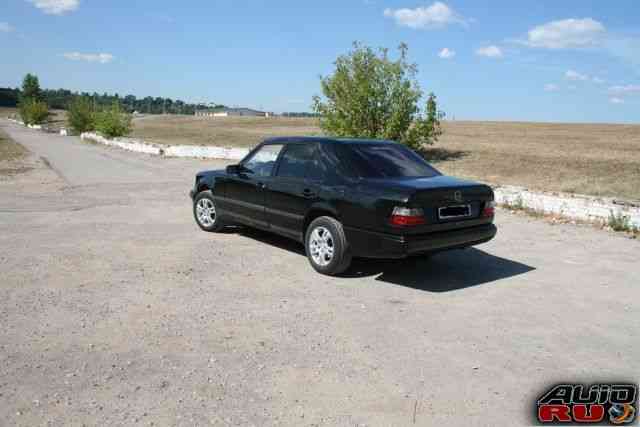 Мерседес W124, 1988 