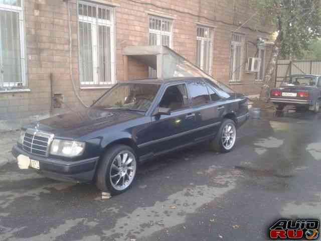 Mercedes-Benz W124, 1987 