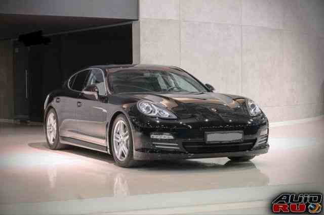 Porsche Panamera 4S, 2010 