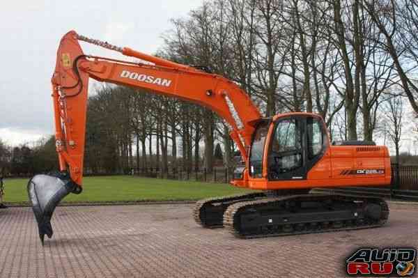 Doosan Экскаватор гусеничный DX225LCA 