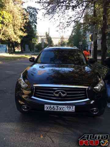 Infiniti FX37, 2012 