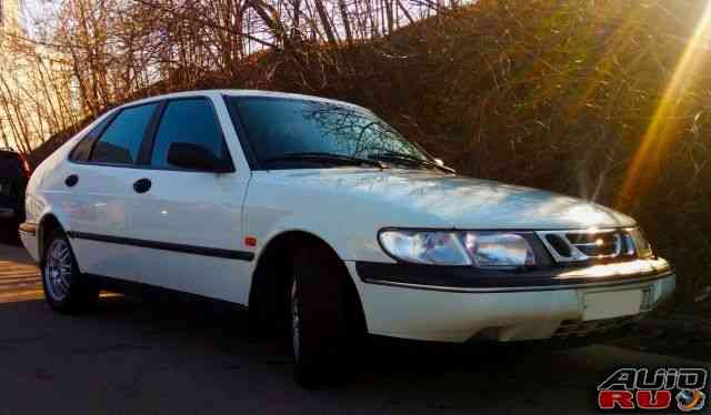 Saab 900, 1995 