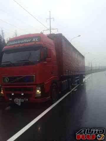 Тягач Volvo FH-12 с полуприцепом 